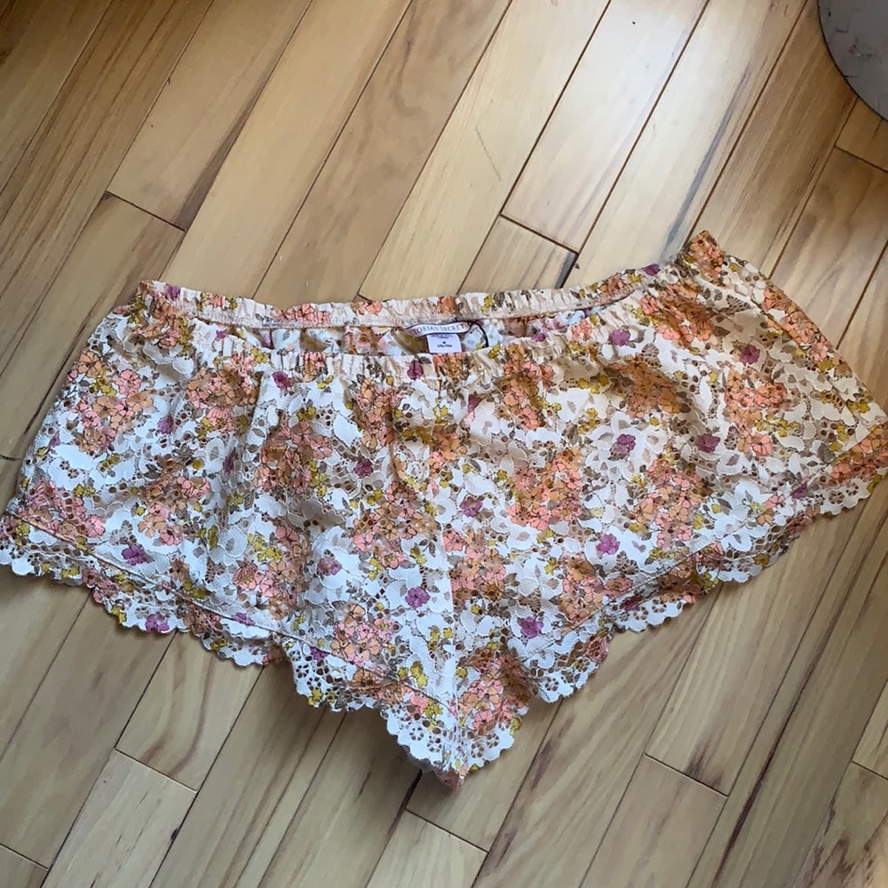 NWT Lace  sleep shorts